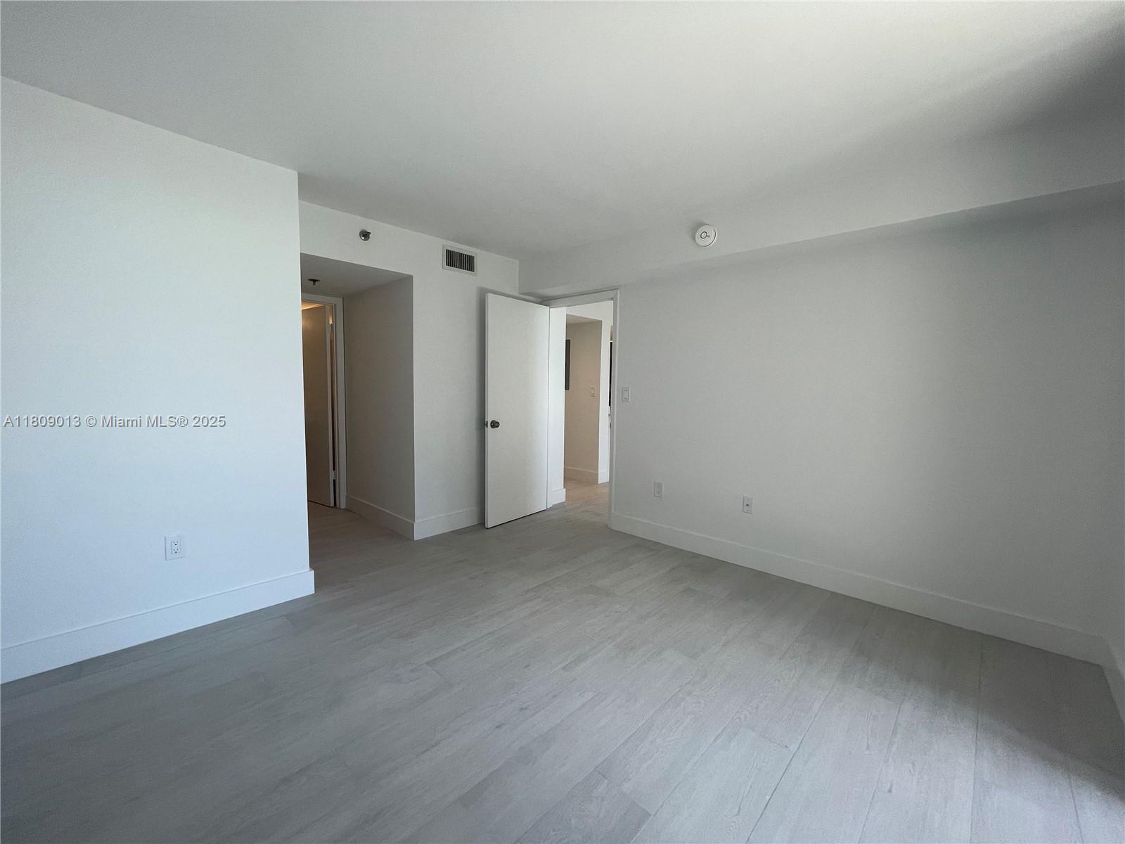 BRICKELL KEY II CONDO - Residential Lease