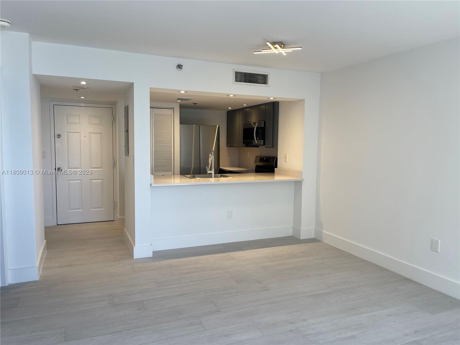BRICKELL KEY II CONDO - Residential Lease