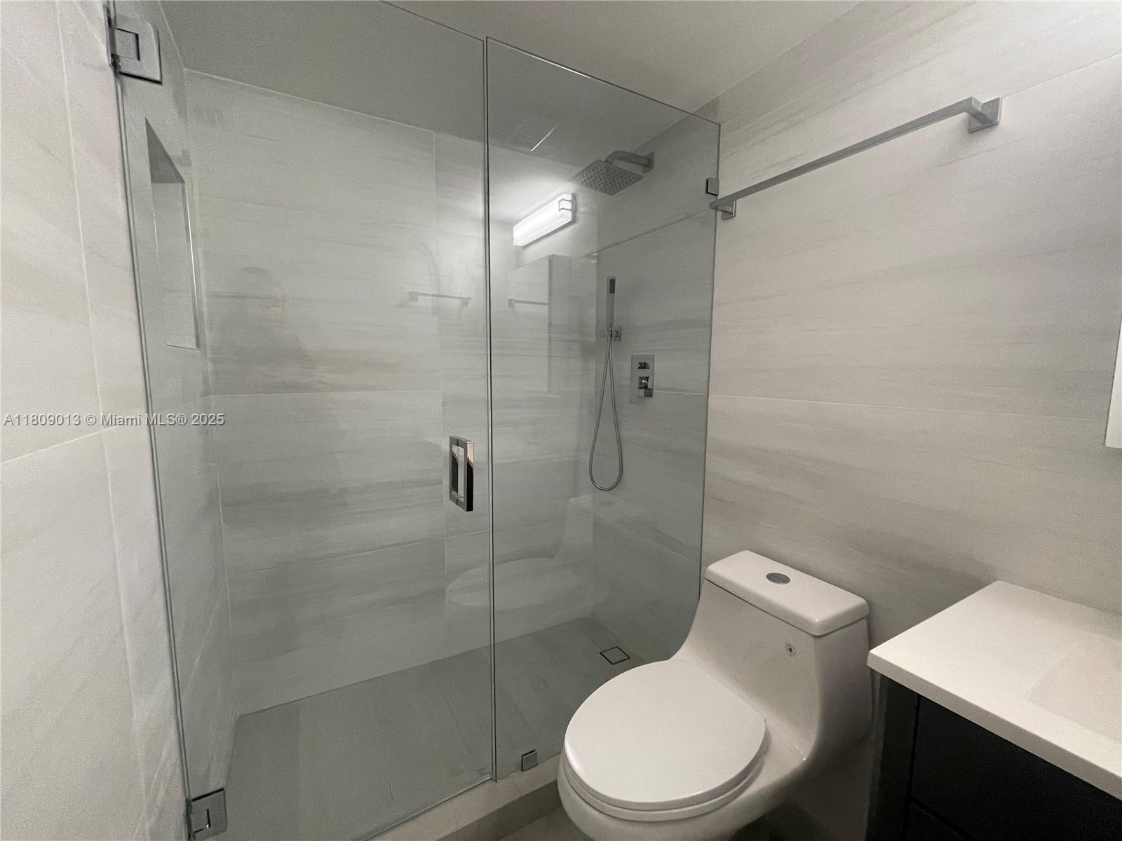 BRICKELL KEY II CONDO - Residential Lease