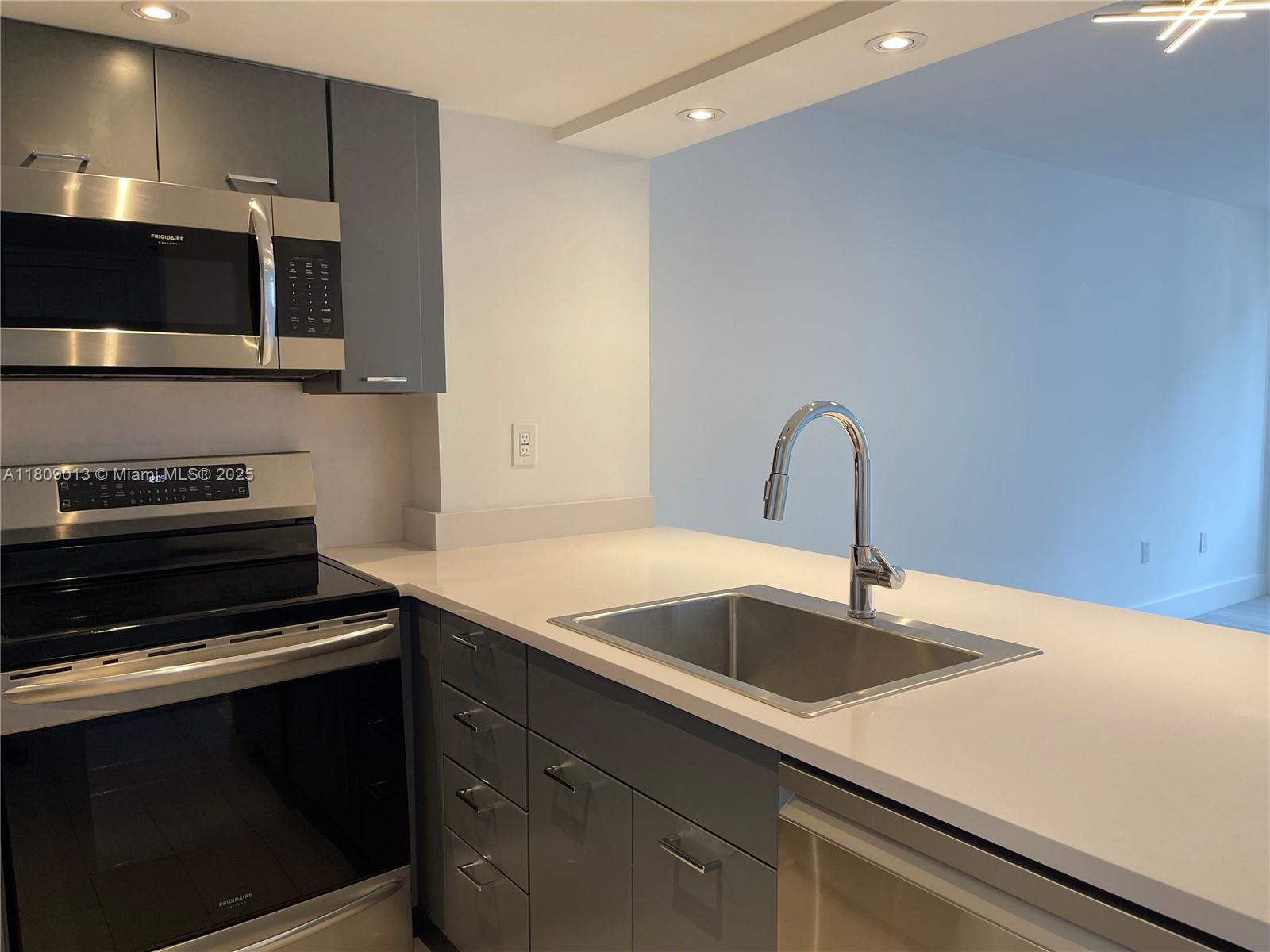 BRICKELL KEY II CONDO - Residential Lease