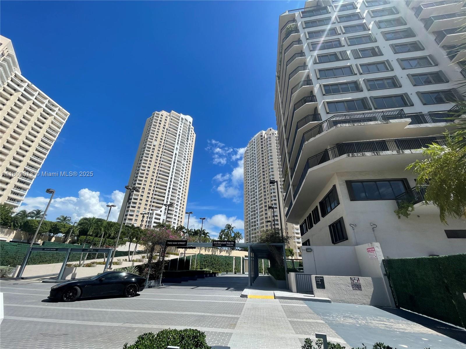 BRICKELL KEY II CONDO - Residential Lease