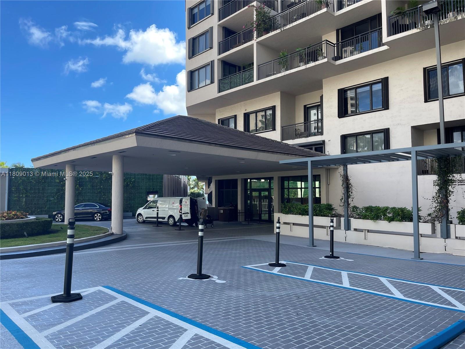 BRICKELL KEY II CONDO - Residential Lease