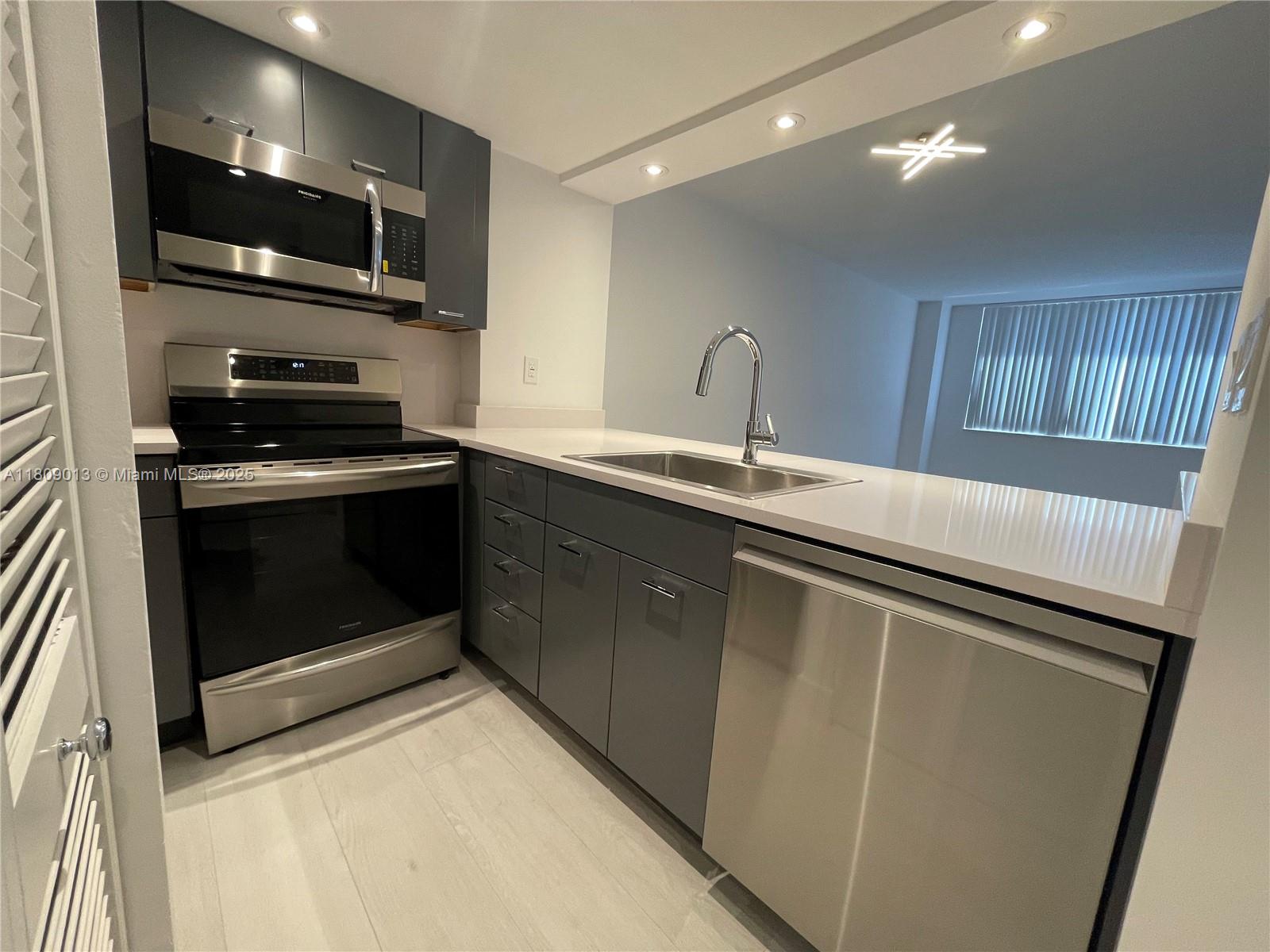 BRICKELL KEY II CONDO - Residential Lease