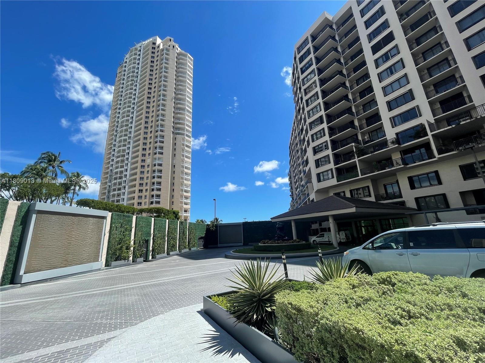 BRICKELL KEY II CONDO - Residential Lease