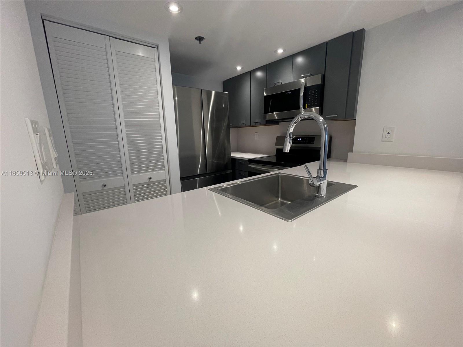 BRICKELL KEY II CONDO - Residential Lease