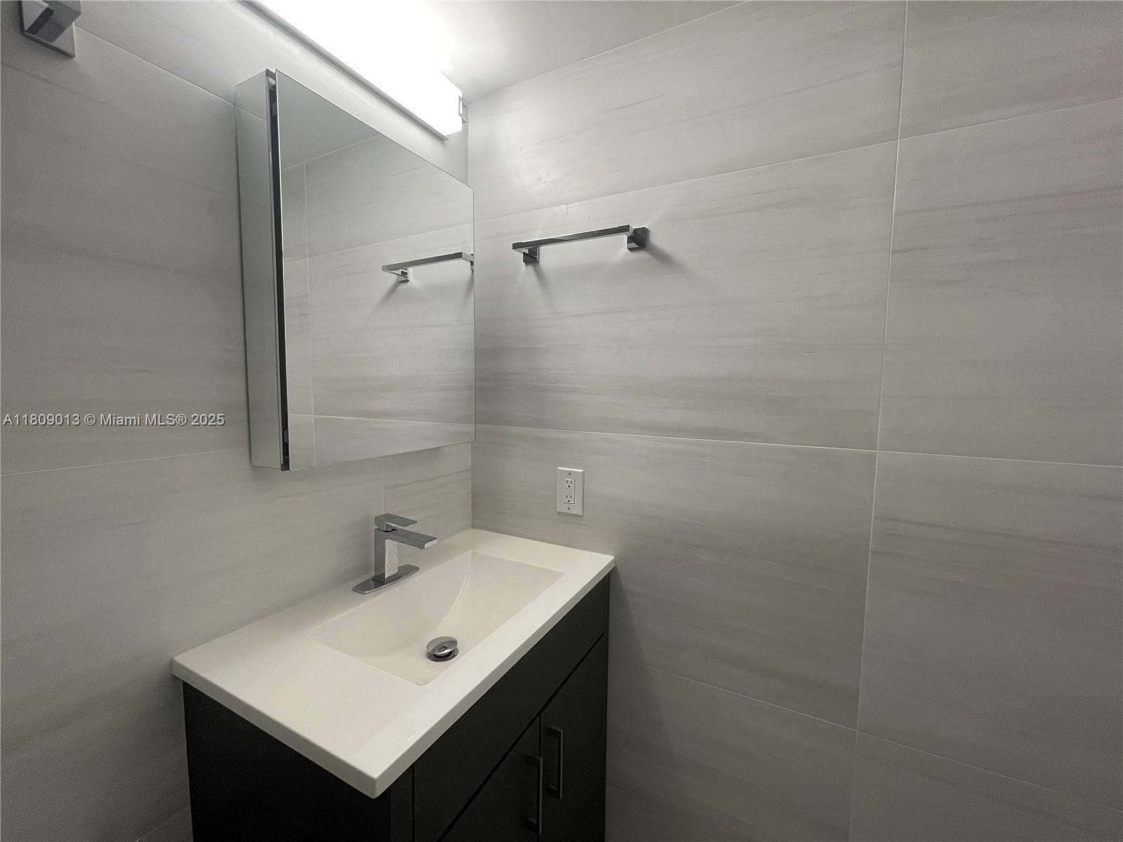 BRICKELL KEY II CONDO - Residential Lease