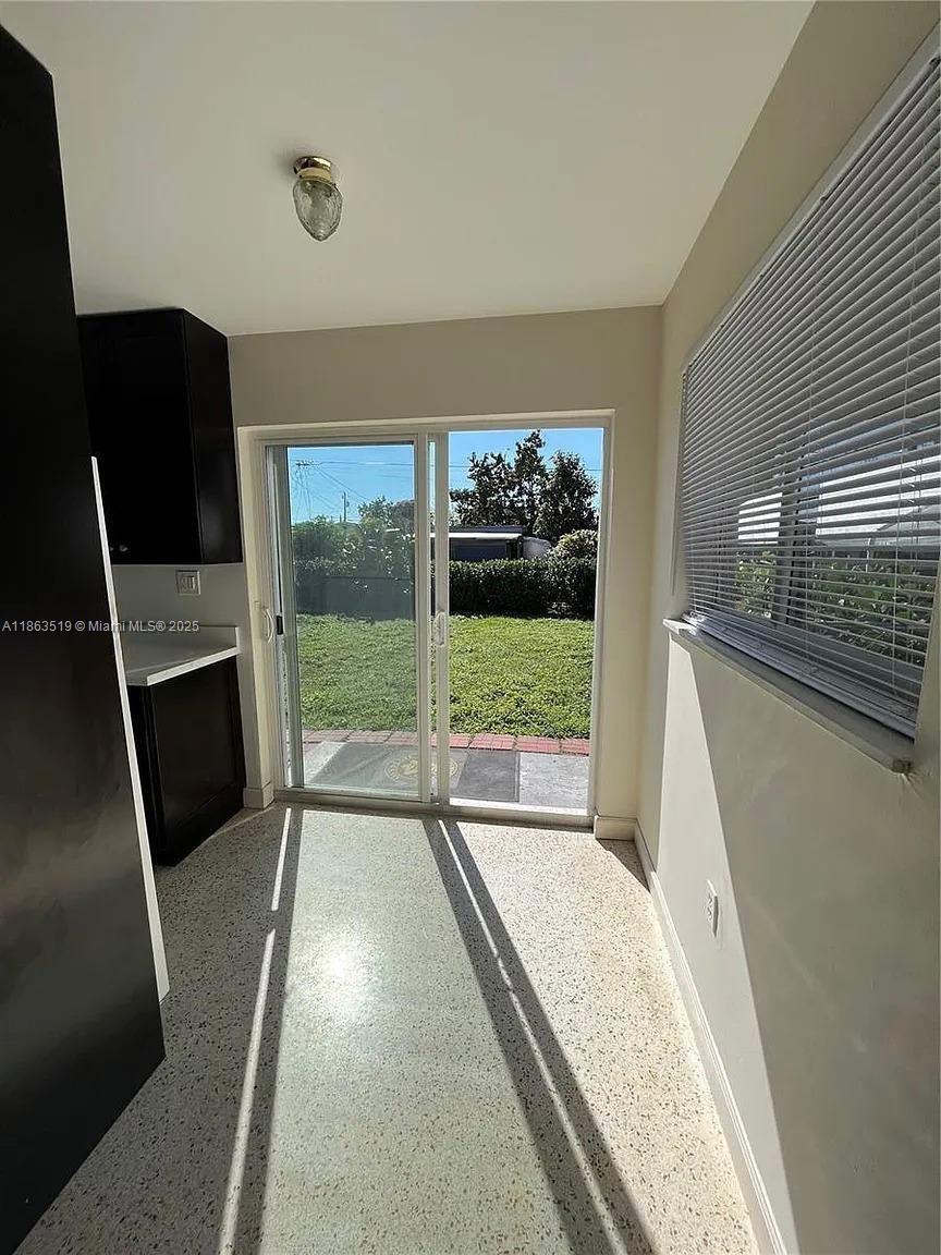HIALEAH LAWN AMD PL - Residential Lease