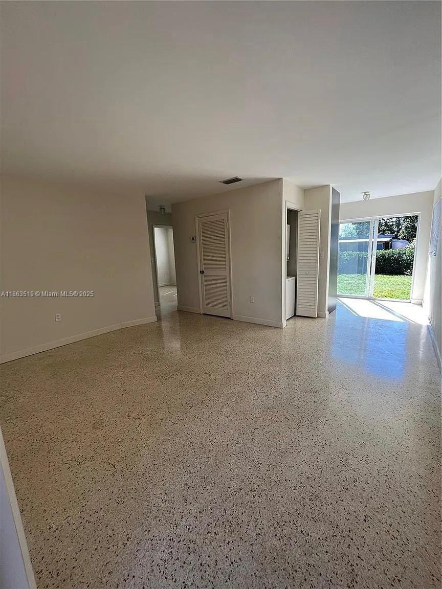 HIALEAH LAWN AMD PL - Residential Lease