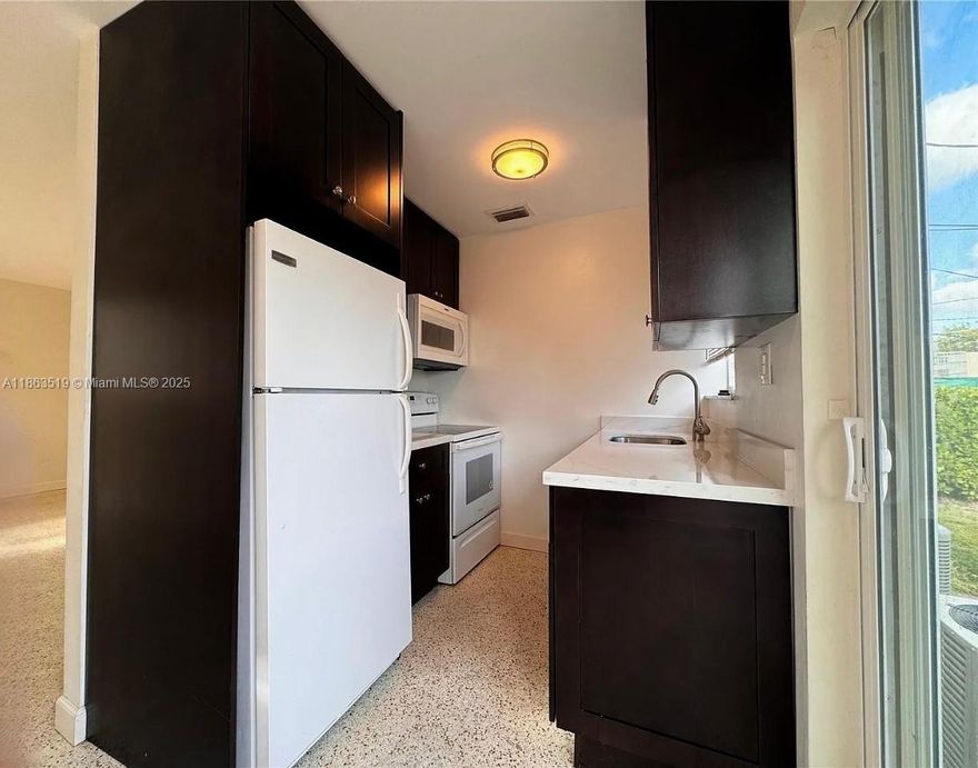 Beautifully renovated duplex in the heart of Hialeah! This spacious 2-bedroom, 1-bath rental features a modern kitchen with granite countertops, central A/C, in-unit washer & dryer, and a private patio perfect for outdoor enjoyment. Enjoy two assigned parking spaces for added convenience. Pet friendly! Prime location near Miami, schools, shopping, and major highways. Fast approval – only the first month and one deposit required. Don’t miss this great opportunity to live in a well-maintained multifamily property.