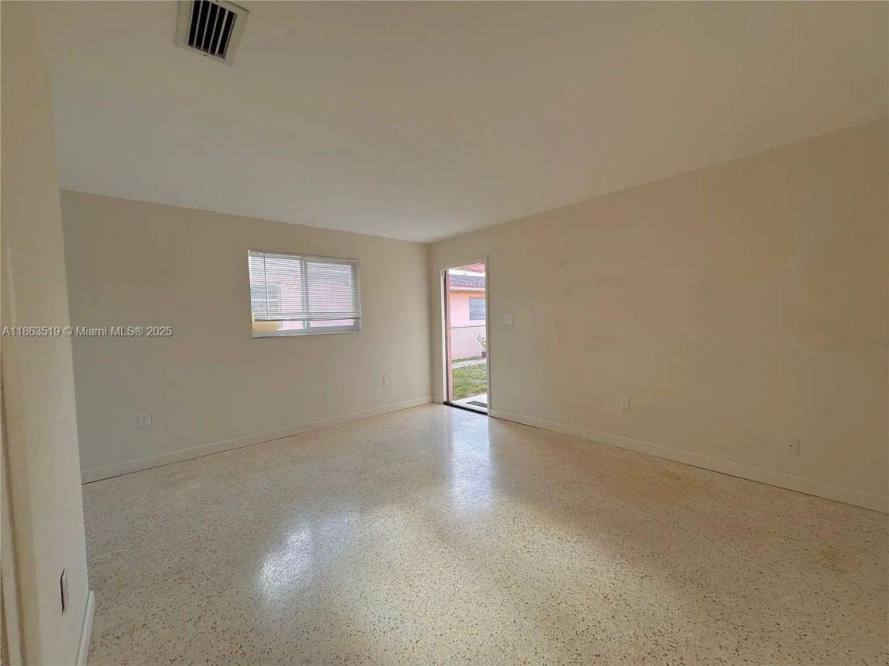 HIALEAH LAWN AMD PL - Residential Lease