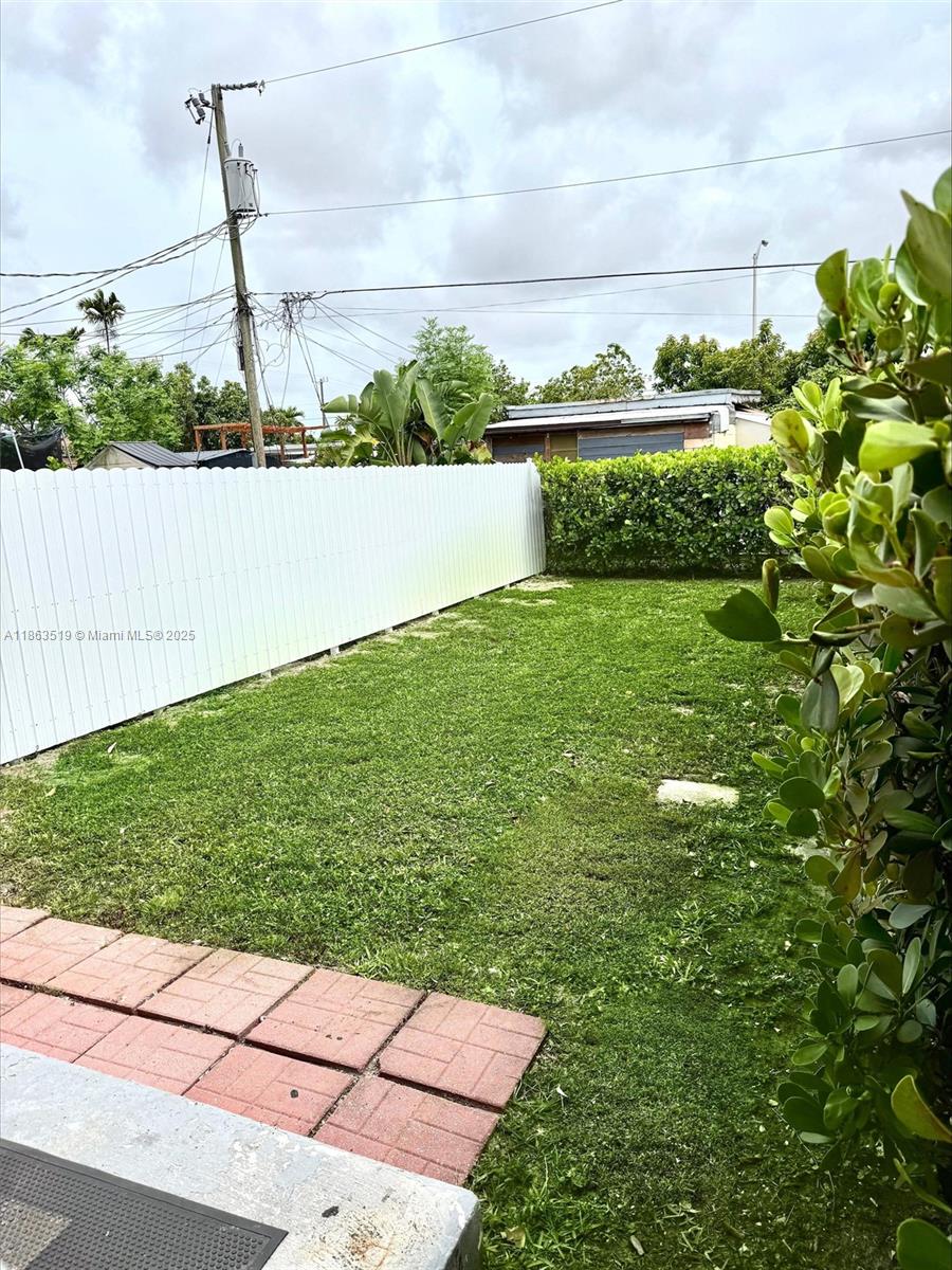 HIALEAH LAWN AMD PL - Residential Lease