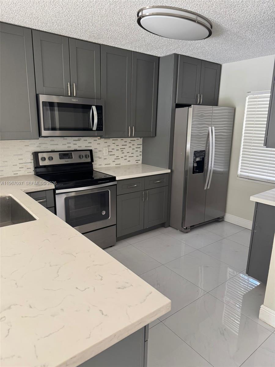 ROSEWOOD CONDO - Residential