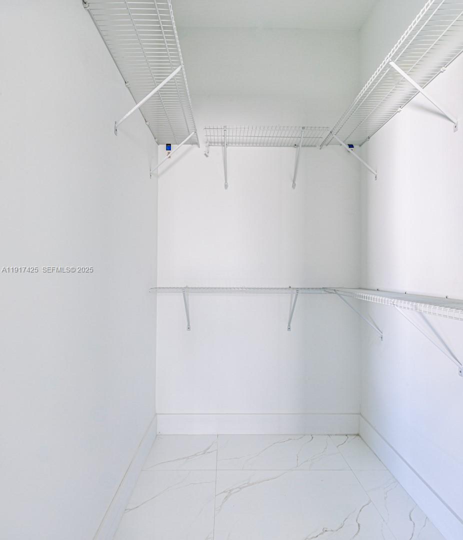 DIXIE HEIGHTS - Residential