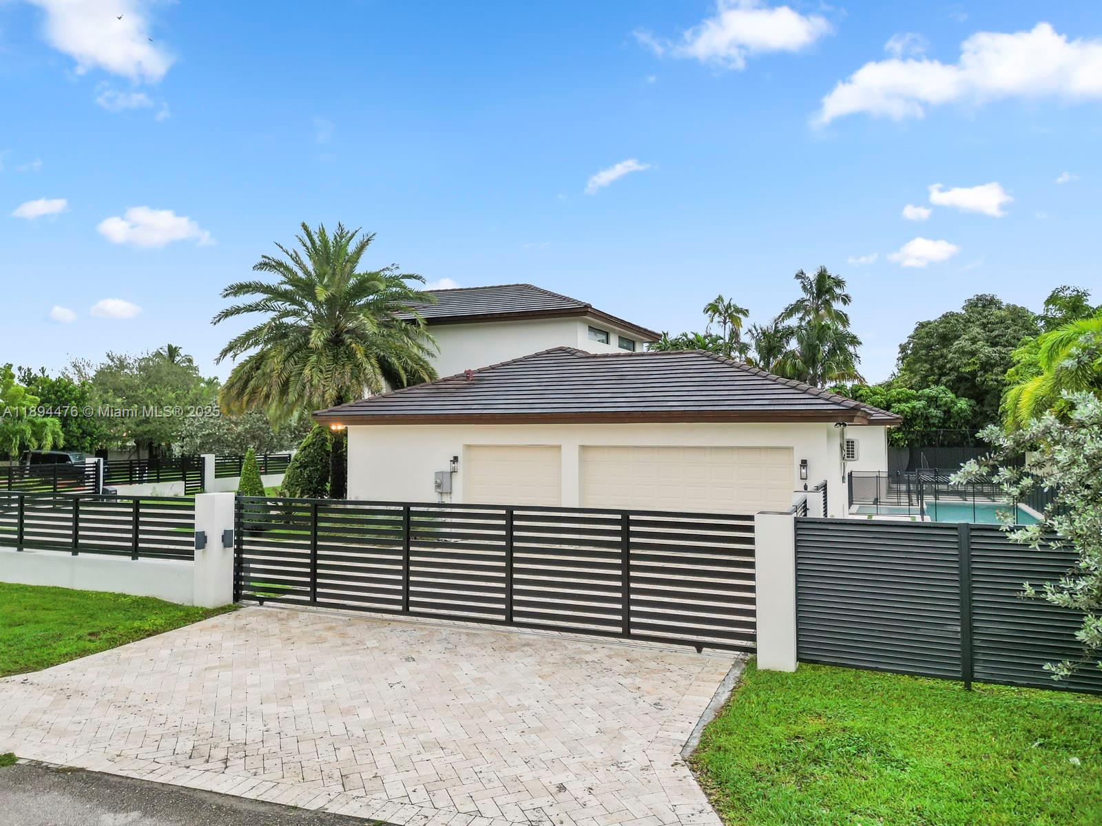 SUMMIT PARK ESTATES - Residential