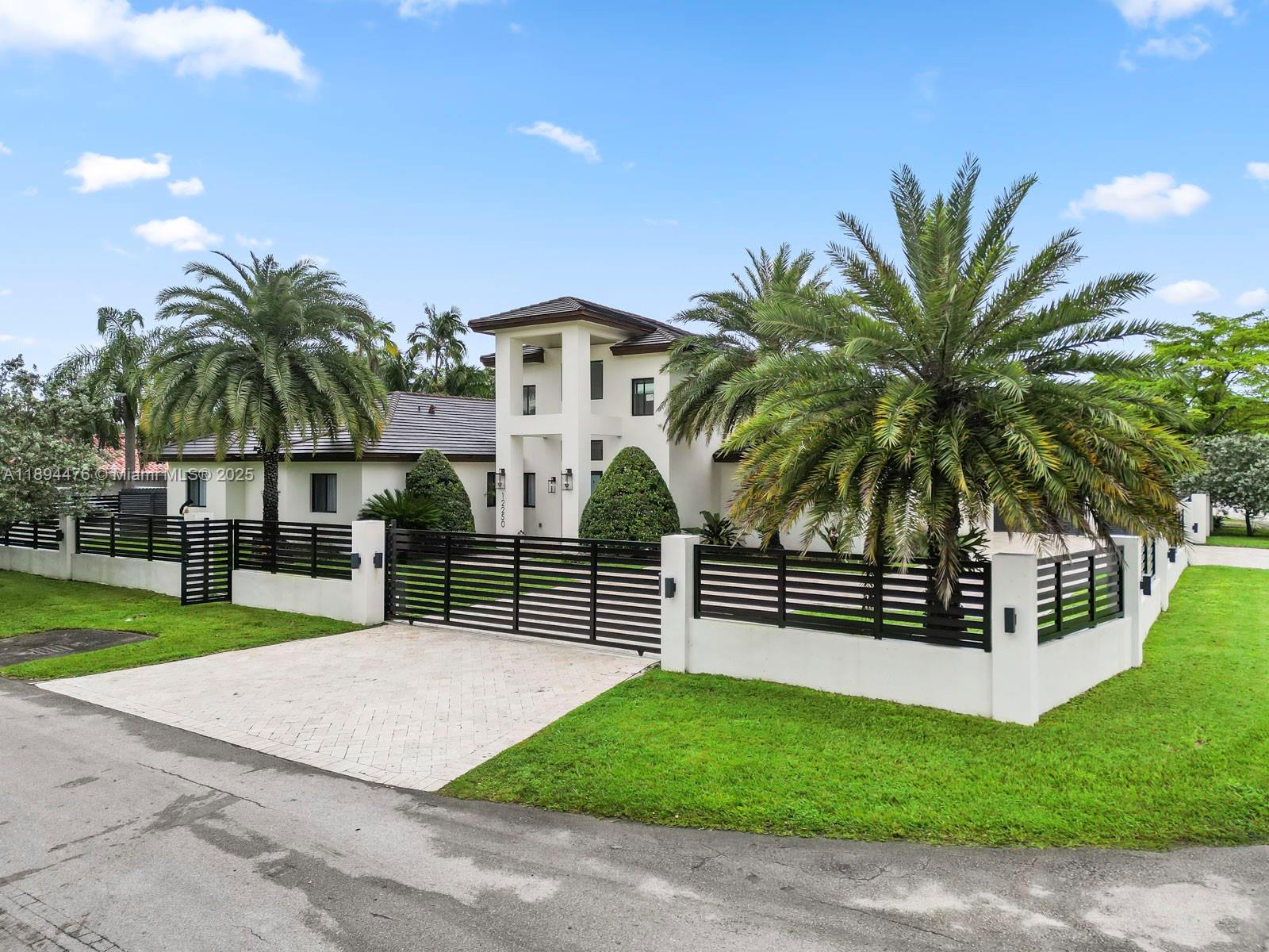 SUMMIT PARK ESTATES - Residential