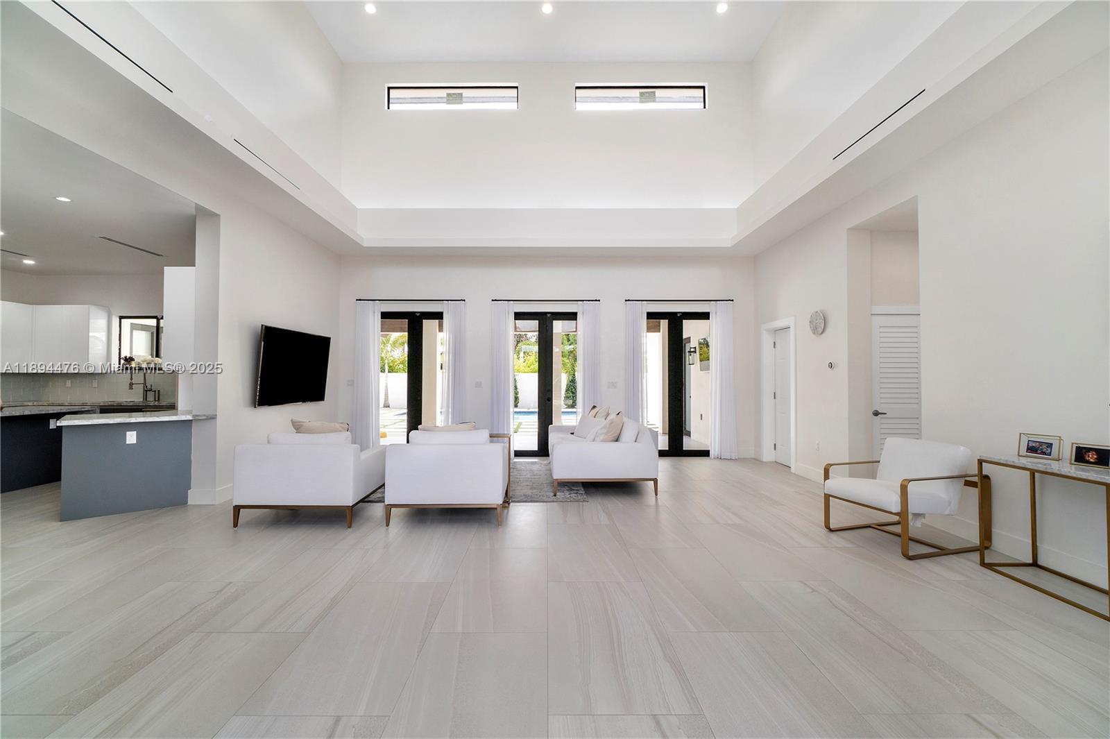 SUMMIT PARK ESTATES - Residential