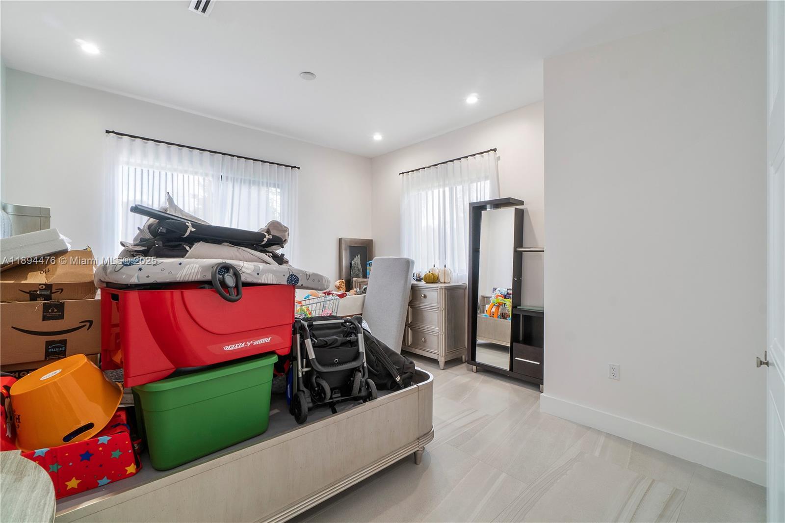 SUMMIT PARK ESTATES - Residential