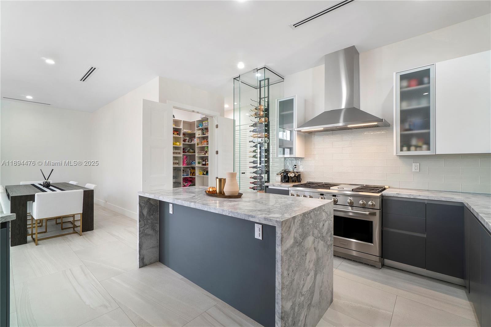 SUMMIT PARK ESTATES - Residential
