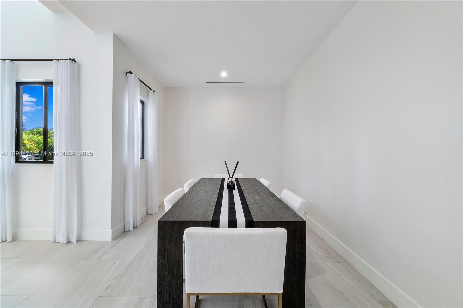 SUMMIT PARK ESTATES - Residential