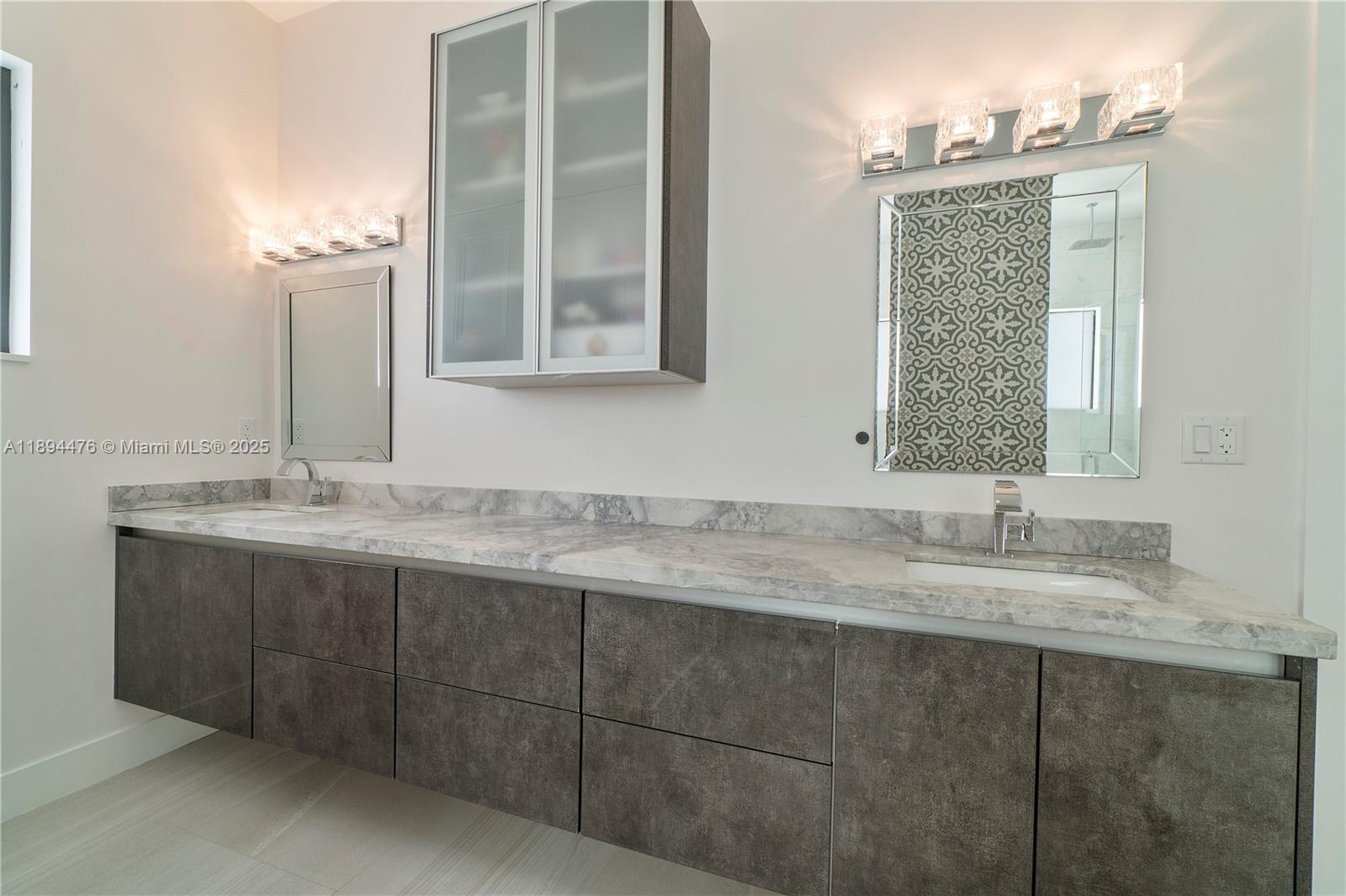 SUMMIT PARK ESTATES - Residential