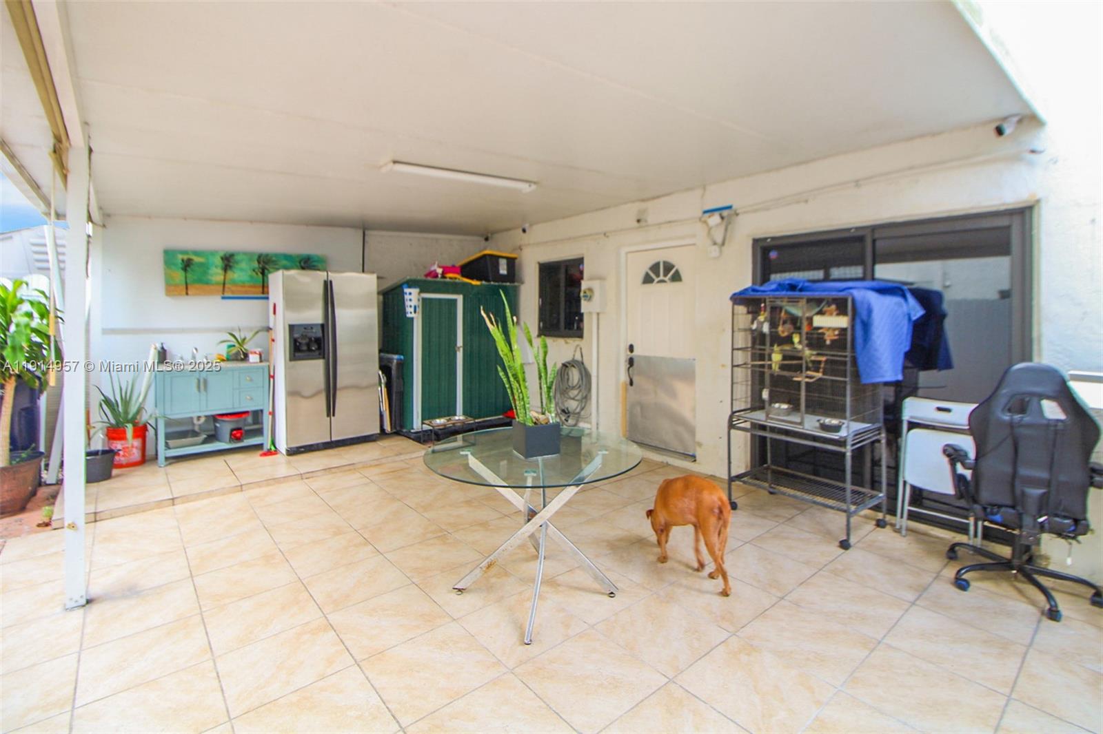 SNAPPER CREEK TOWNHOUSES - Residential Lease