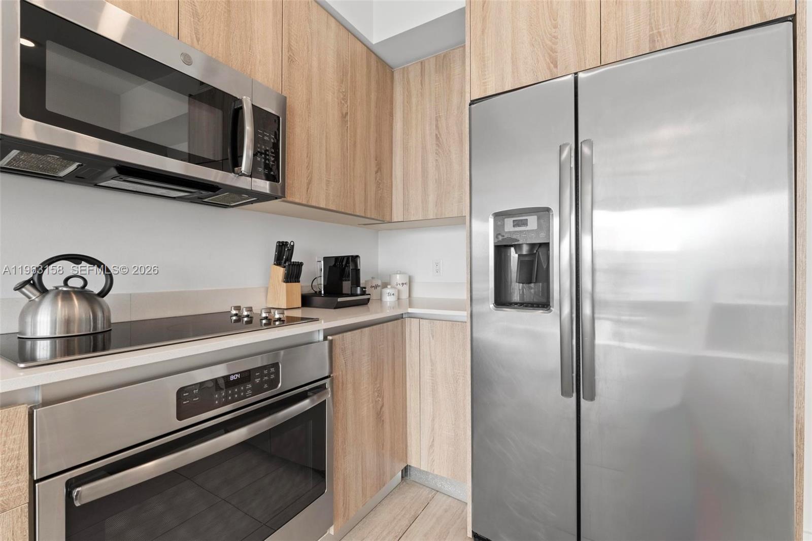 QUADRO CONDO - Residential