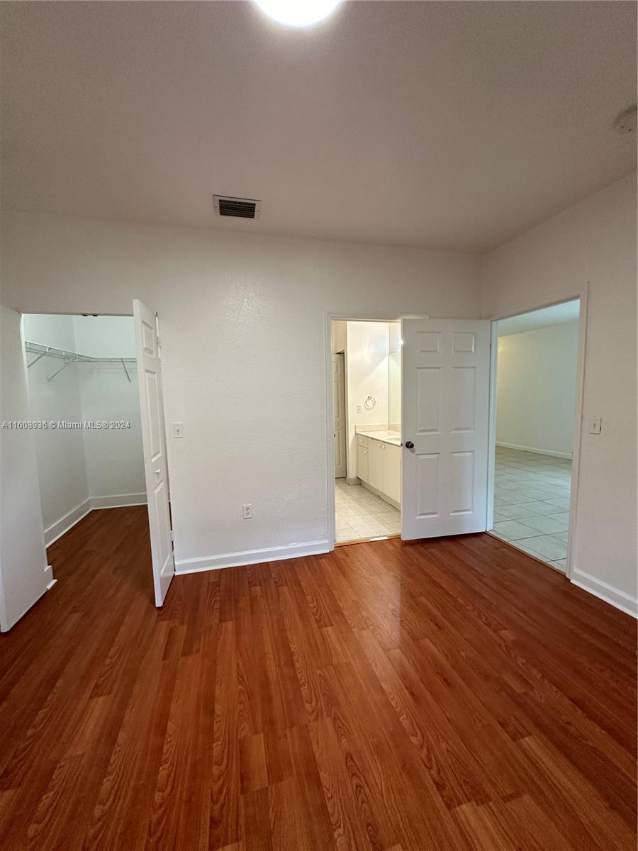 CARIBBEAN ISLES VILLAS CO - Residential Lease