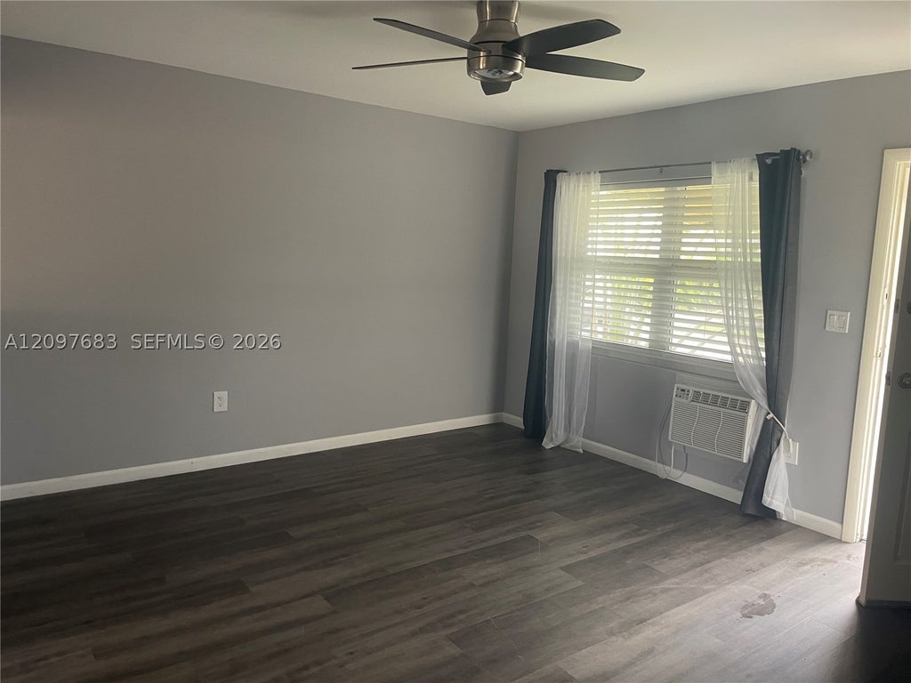 Photo of 1119 N 22nd Ave #1119, Hollywood, FL 33020 (MLS # A12097683)
