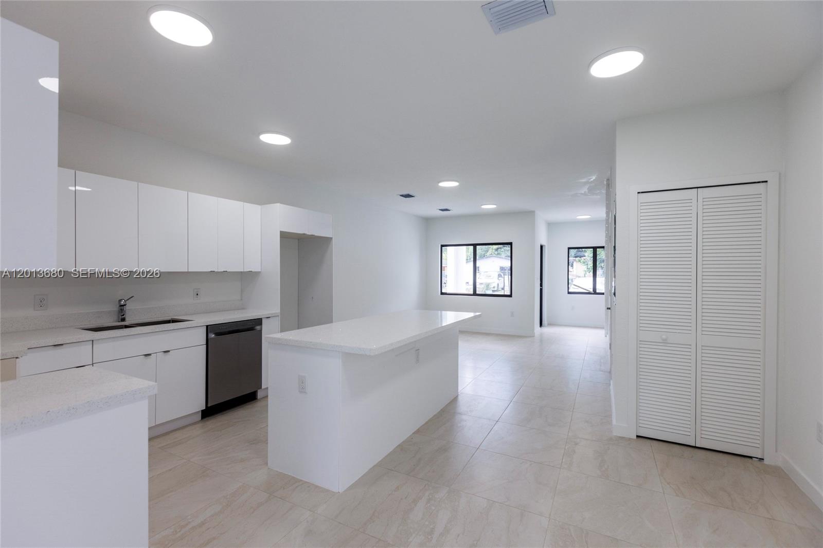 HIALEAH HGTS AMD - Residential