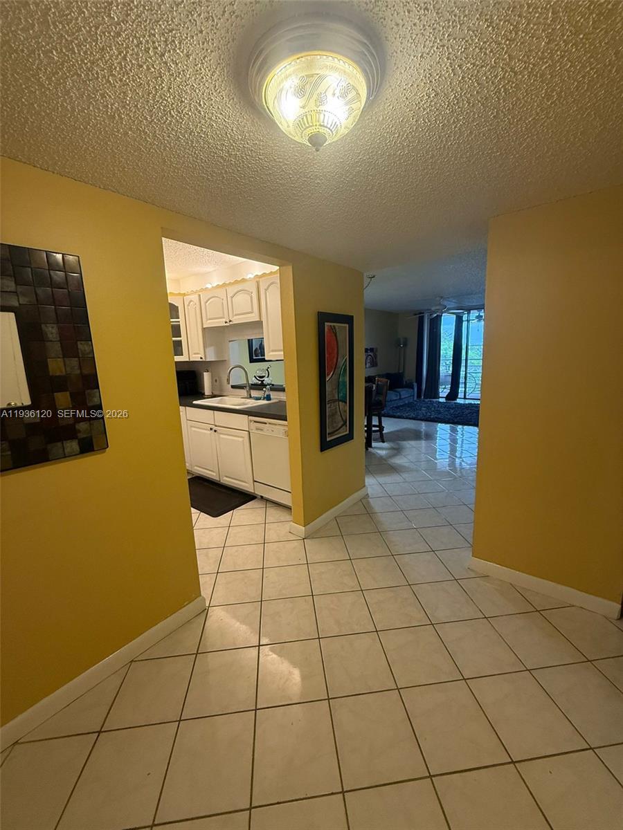 COURTYARDS OF BROWARD CON - Residential