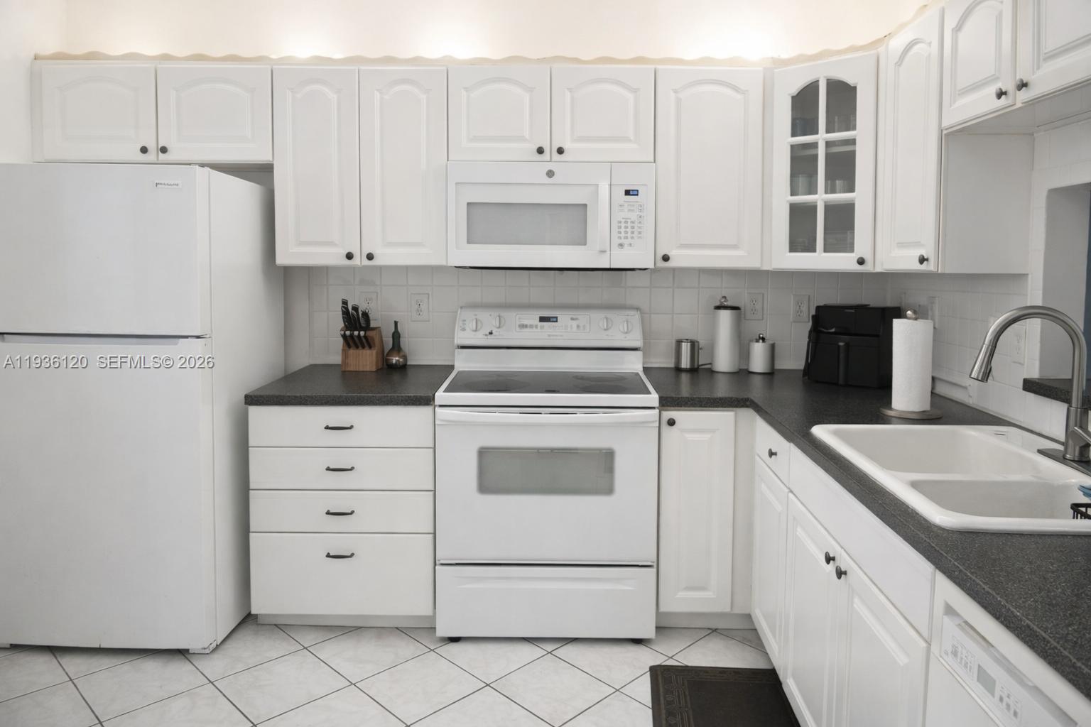 1800 SW 81st Ave 1411