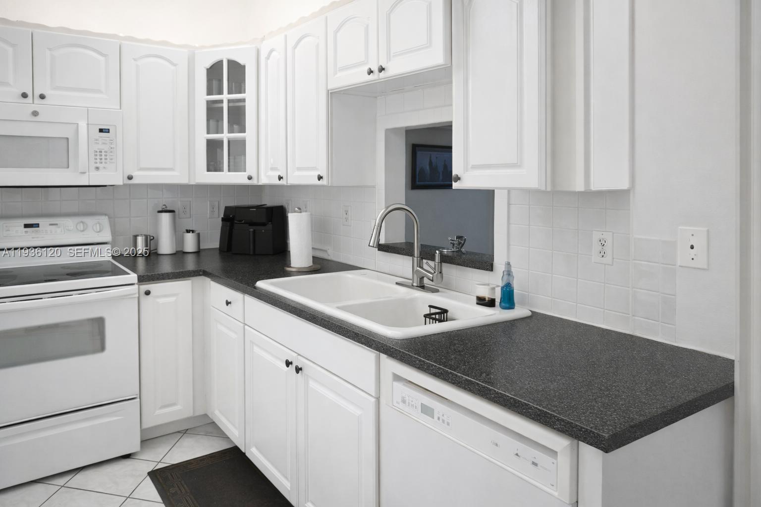 1800 SW 81st Ave 1411