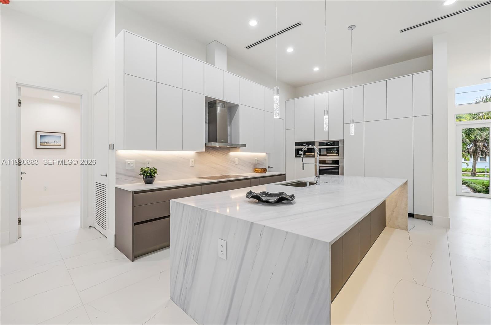 GRIFFING BISCAYNE PARK ES - Residential