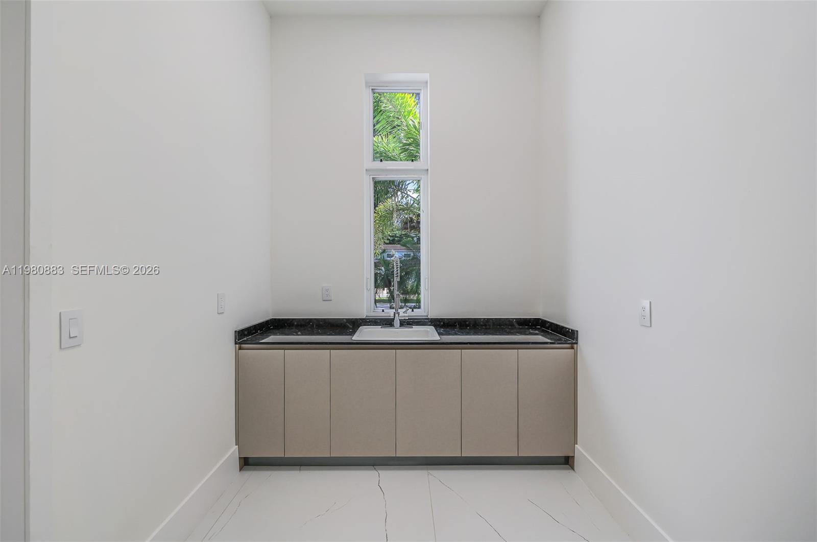 GRIFFING BISCAYNE PARK ES - Residential