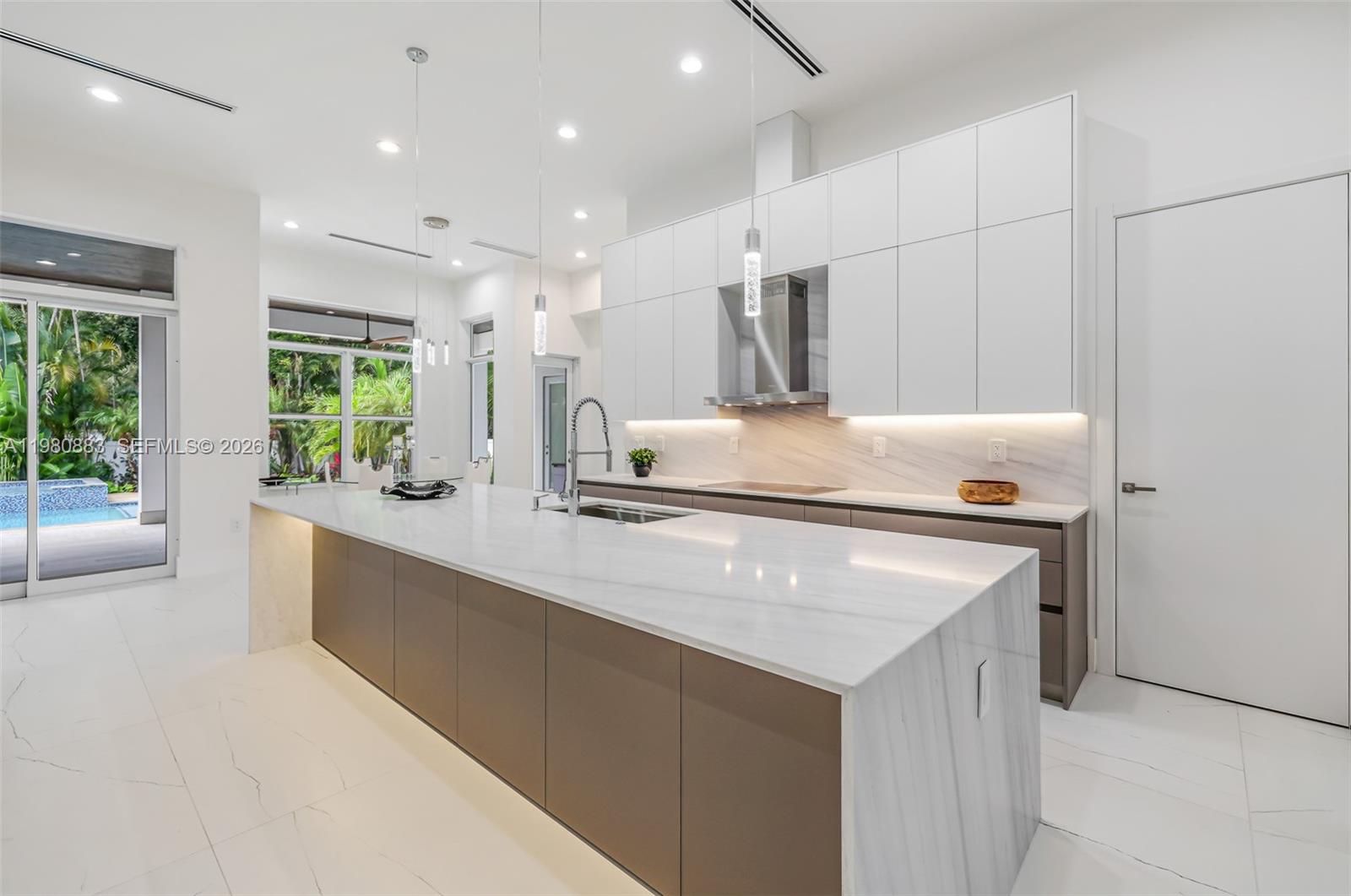 GRIFFING BISCAYNE PARK ES - Residential