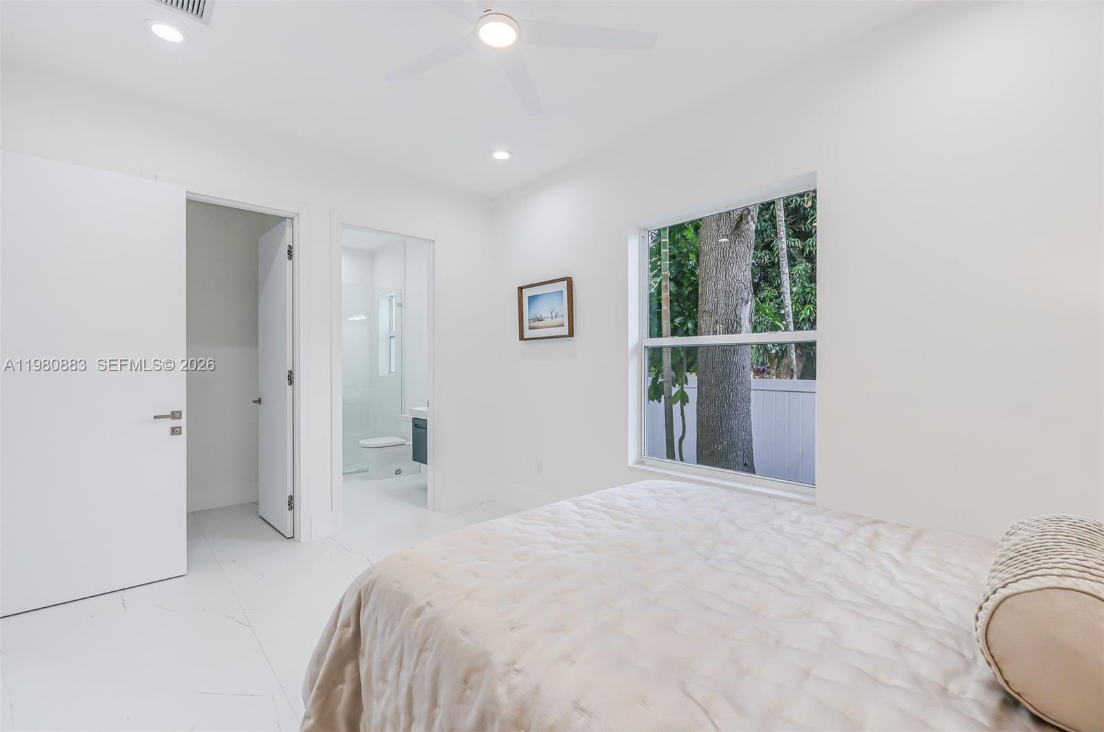 GRIFFING BISCAYNE PARK ES - Residential