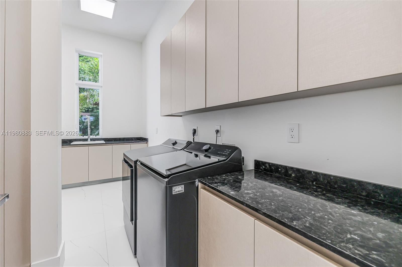 GRIFFING BISCAYNE PARK ES - Residential