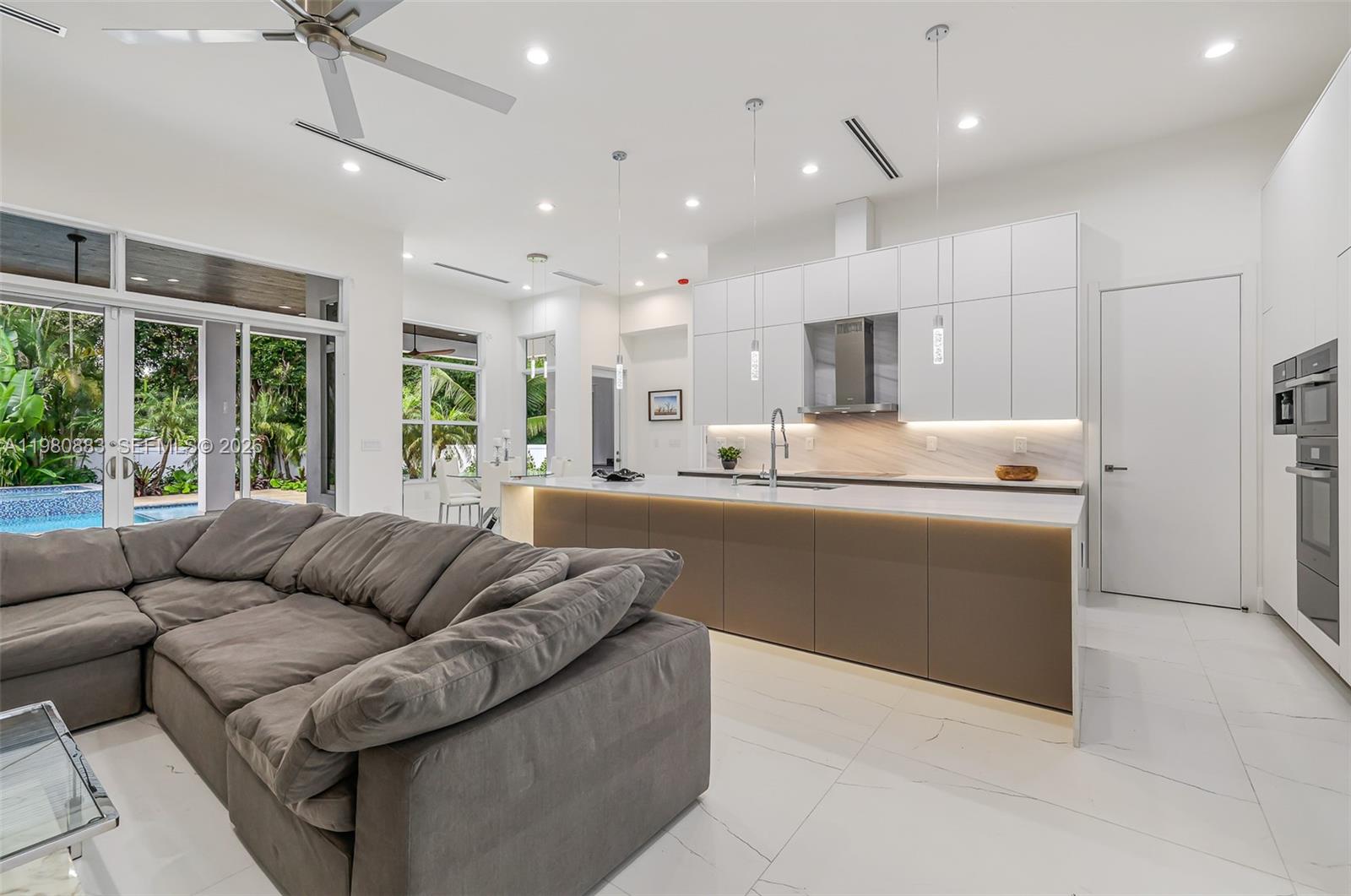 GRIFFING BISCAYNE PARK ES - Residential