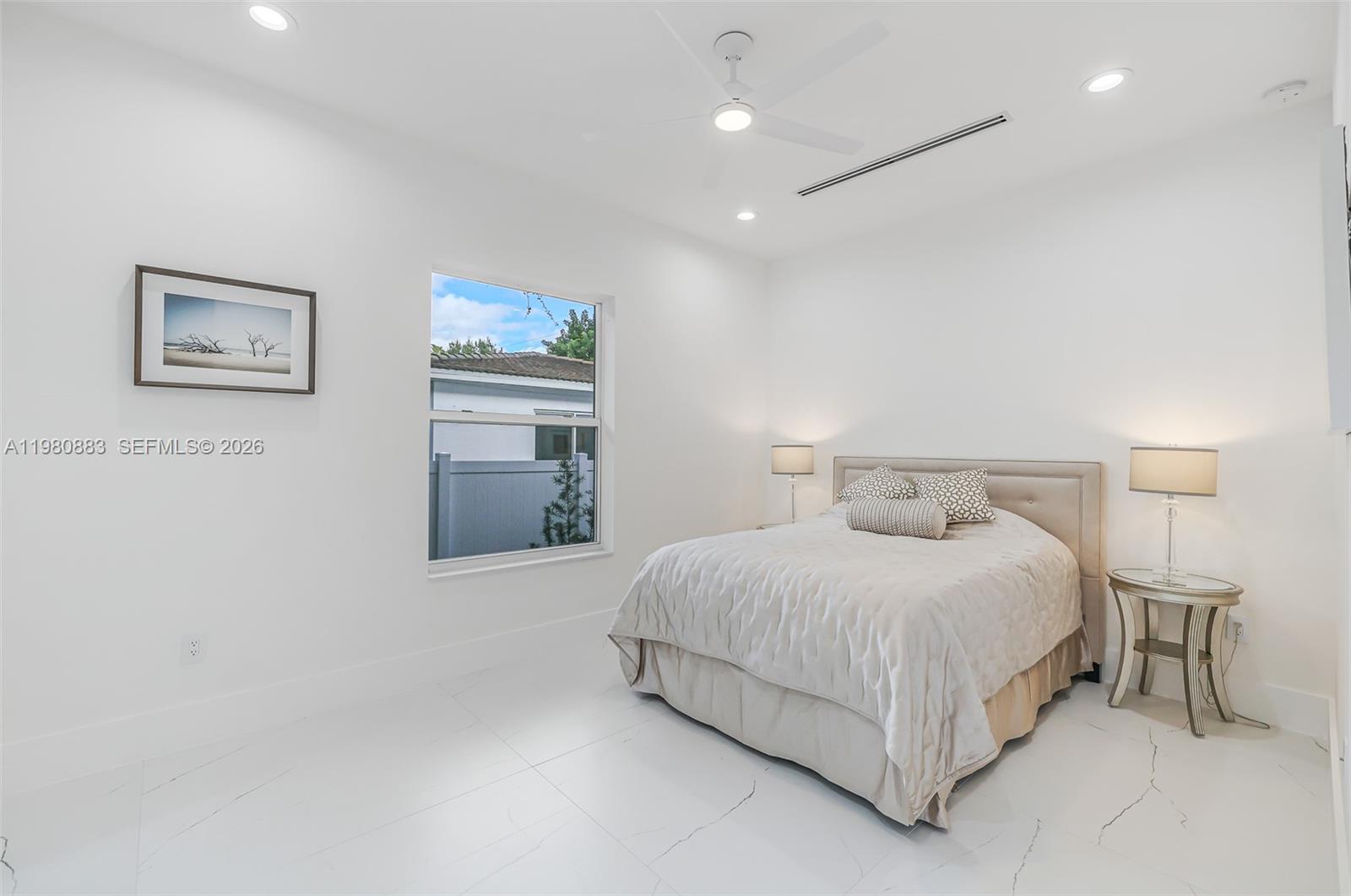 GRIFFING BISCAYNE PARK ES - Residential