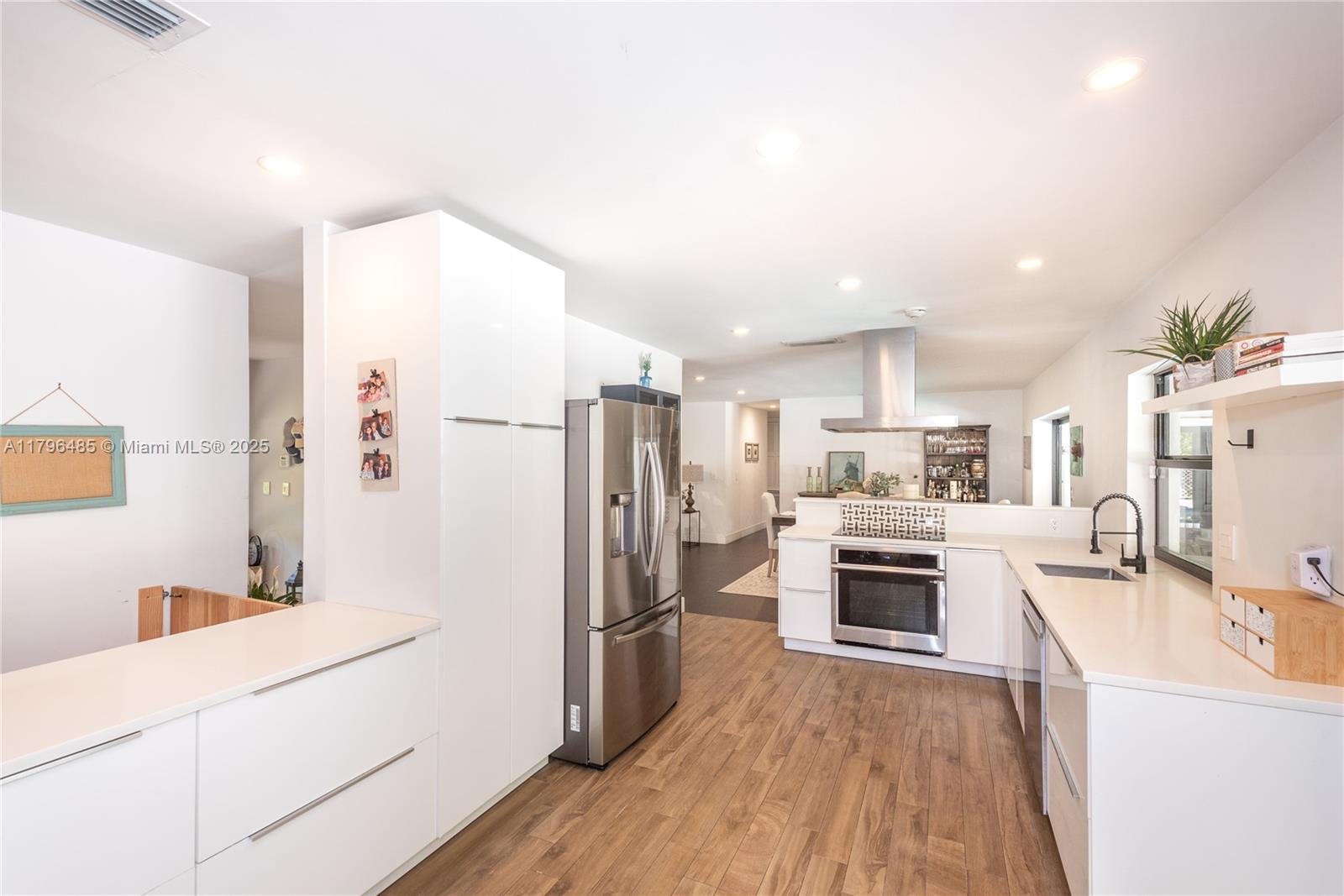 MARK III EST - Residential
