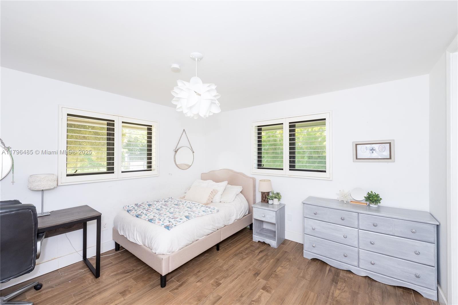 MARK III EST - Residential