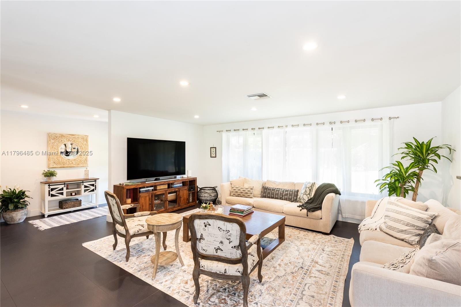 MARK III EST - Residential