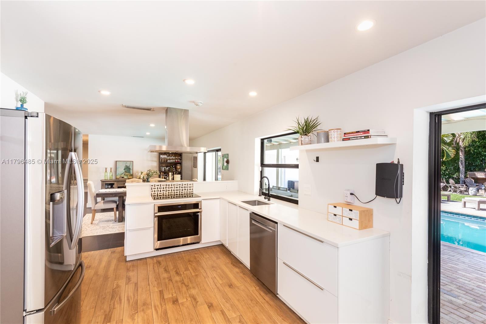 MARK III EST - Residential