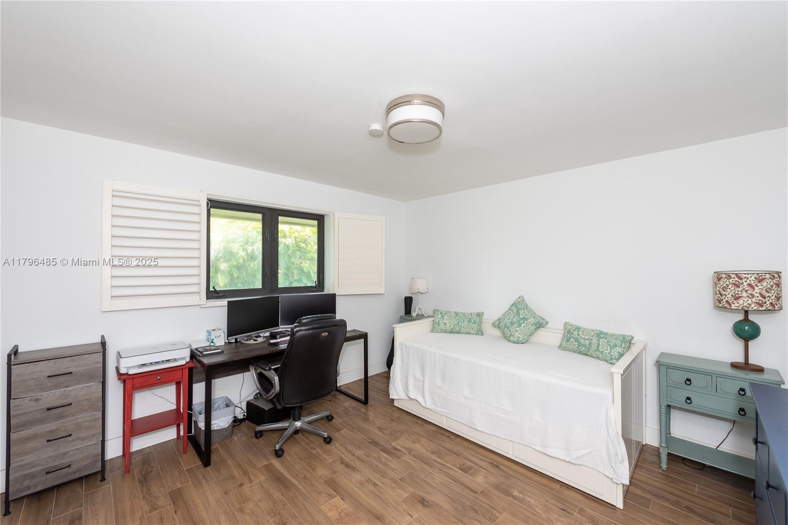 MARK III EST - Residential