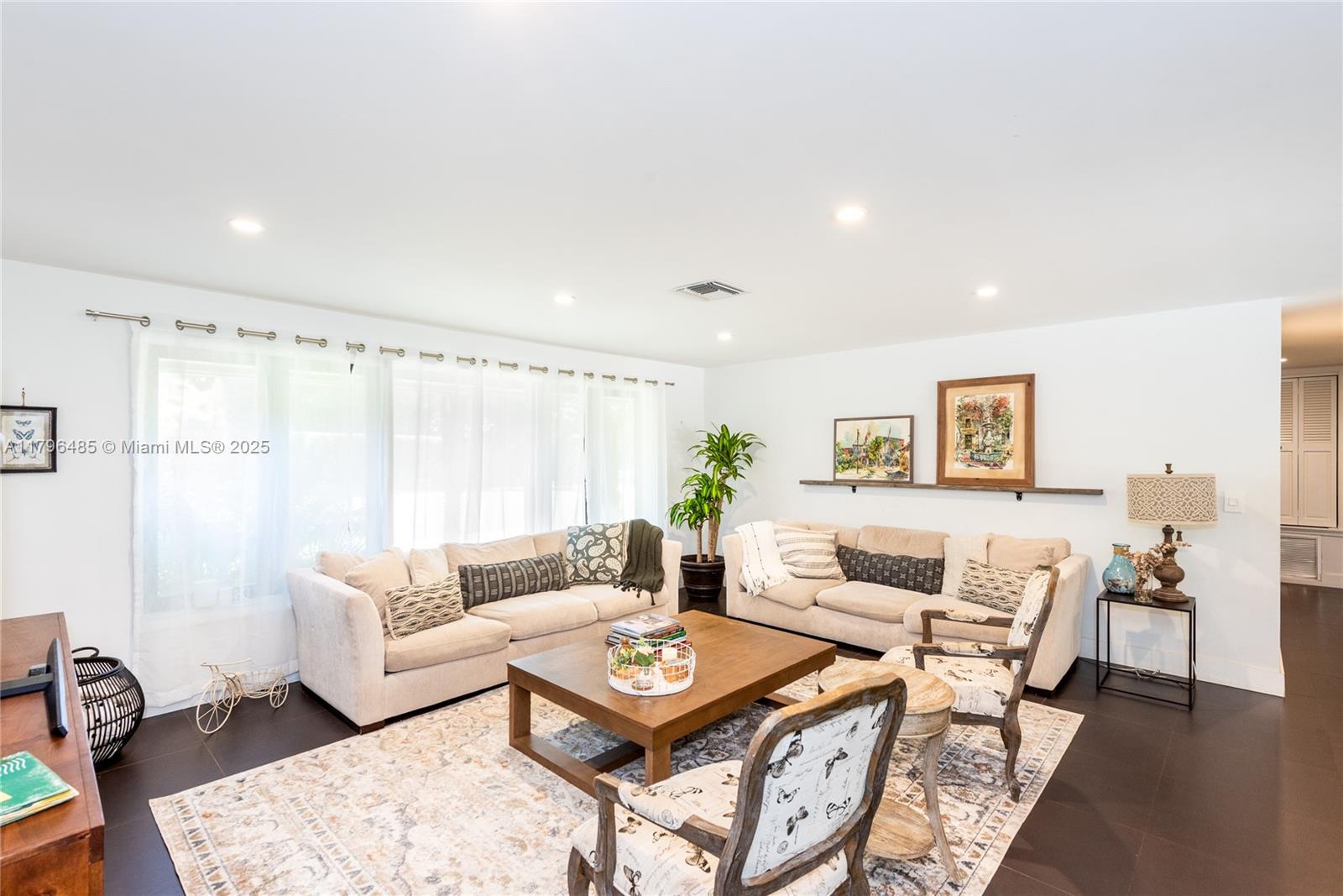 MARK III EST - Residential