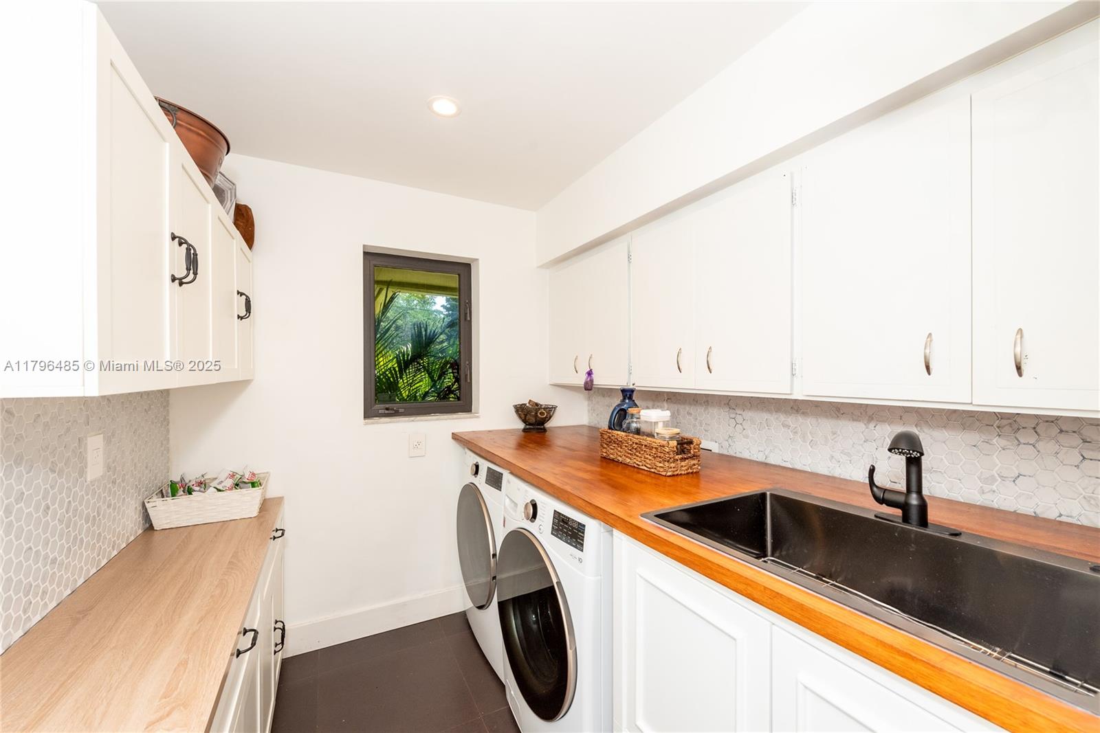 MARK III EST - Residential