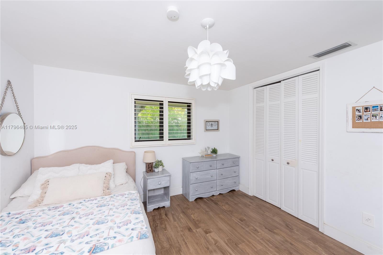 MARK III EST - Residential