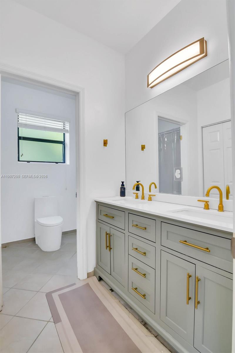 ENCLAVE AT BLACK POINT MA - Residential