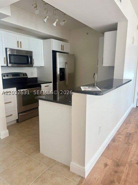 7350 SW 89th St