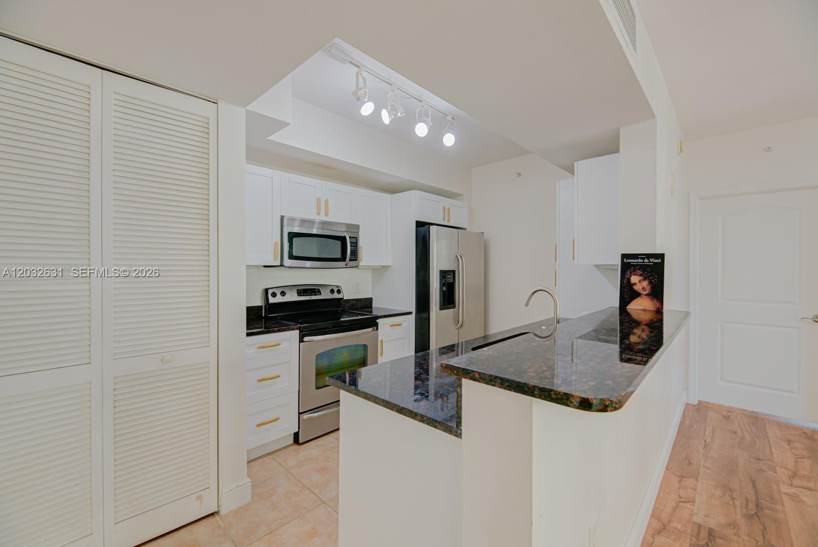 7350 SW 89th St 2110S
